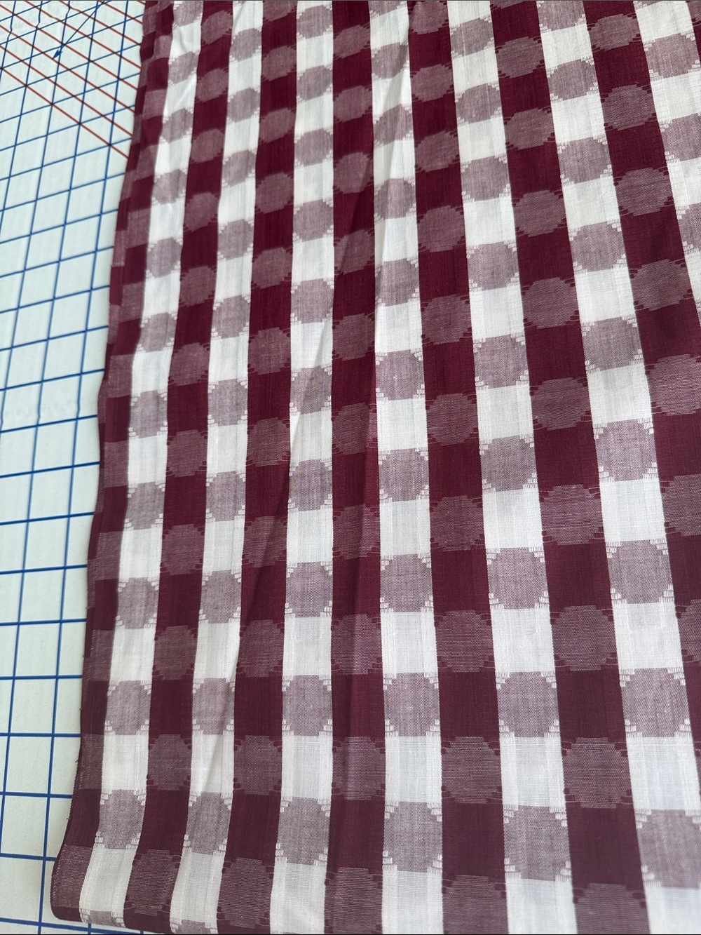 Vintage 60s 70s Burgundy Ivory Woven Check Fabric 5 Yards x 44” - Picture 7 of 13